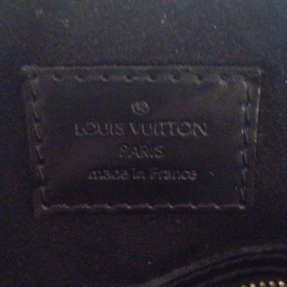 AUTHENTIC Louis Vuitton Handbag - Picture 7 of 17